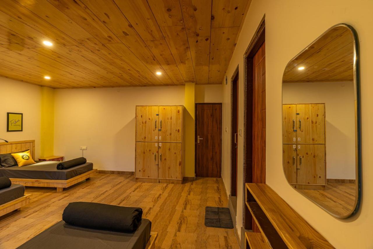 The Hosteller Tirthan Valley Gushaini Екстер'єр фото