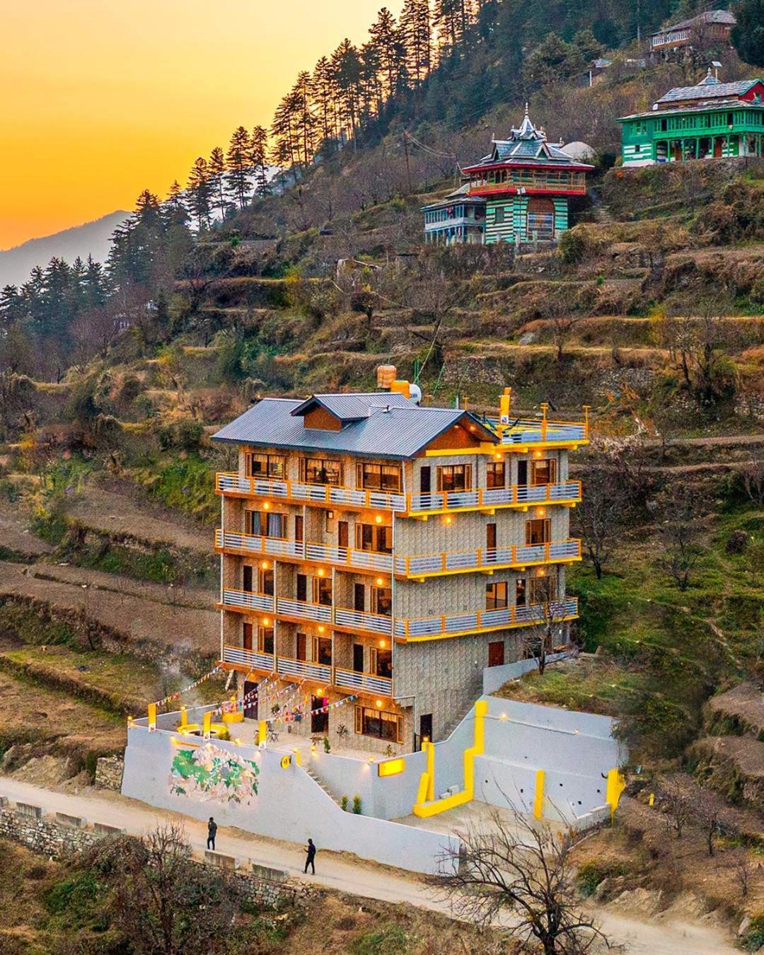 The Hosteller Tirthan Valley Gushaini Екстер'єр фото